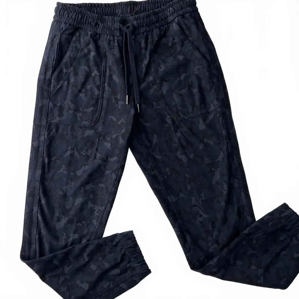 Athleta Farallon Jogger Pants Stratum Camo Navy Elastic Waist Size 4 Stretch - Picture 4 of 9